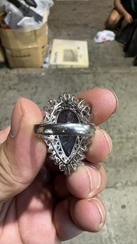 古玩玉器海藍(lán)寶石戒指真品鑒賞圖