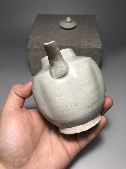 古玩陶瓷北宋，青白釉瓜楞壺拍賣，當前價格3000元