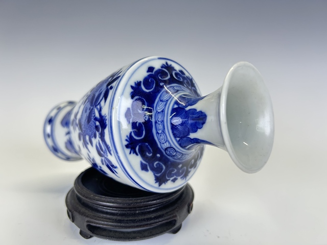 古玩陶瓷清乾隆·青花三多紋觀音瓶拍賣，當(dāng)前價格4704元