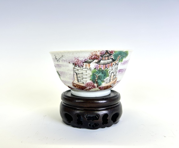 古玩陶瓷清乾隆·廣彩通景山水杯拍賣，當前價格990元