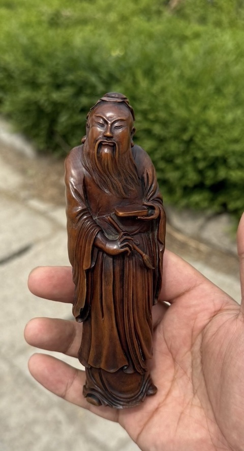 古玩雜項精品·木雕人物像拍賣,當前價格12000元