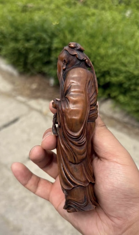 古玩雜項精品·木雕人物像拍賣,當前價格12000元