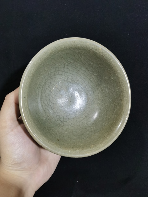 古玩陶瓷元龍泉青瓷撇口碗拍賣,當前價格0元