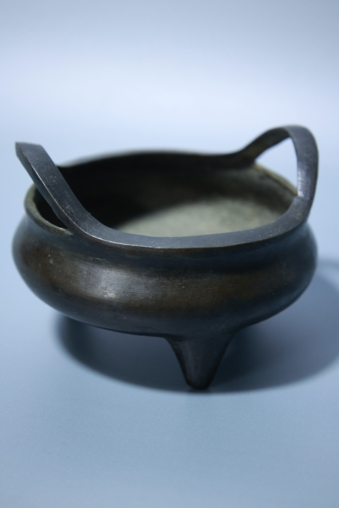 古玩銅器爐子真品鑒賞圖