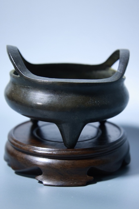 古玩銅器爐子真品鑒賞圖