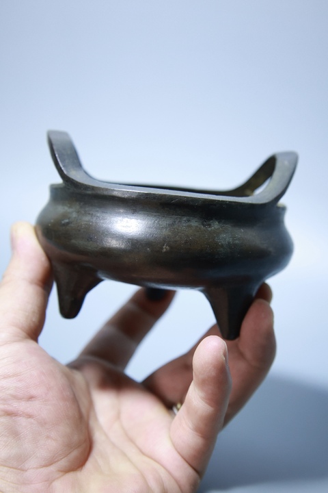 古玩銅器爐子真品鑒賞圖