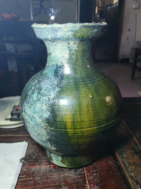 古玩陶瓷綠釉盤口壺真品鑒賞圖
