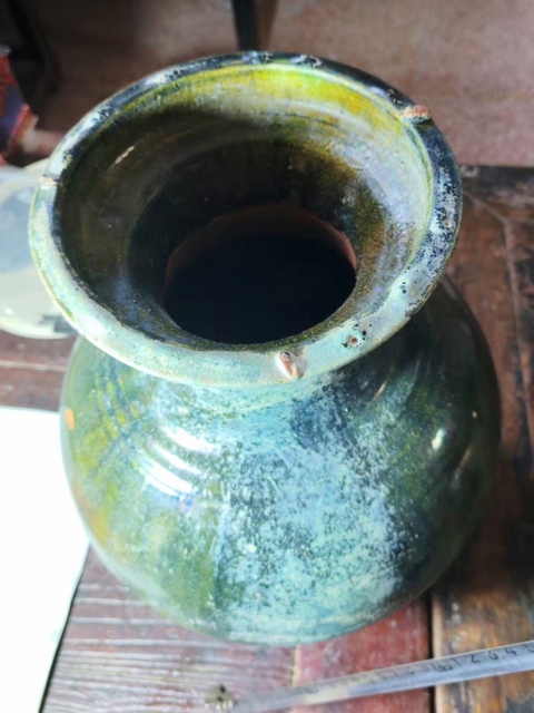 古玩陶瓷綠釉盤口壺真品鑒賞圖