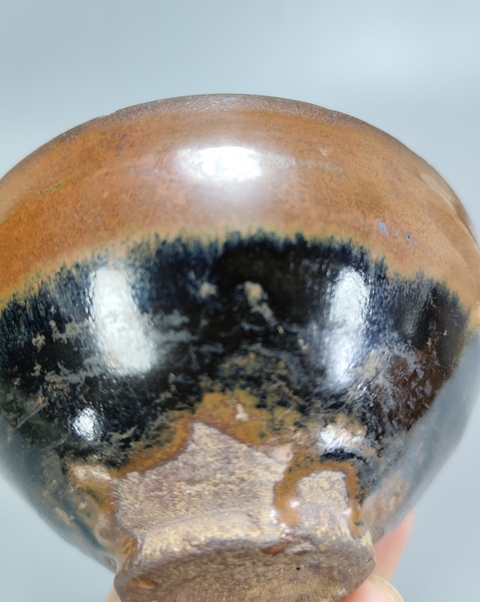 古玩陶瓷建窯柿紅釉茶盞拍賣，當(dāng)前價(jià)格2369元