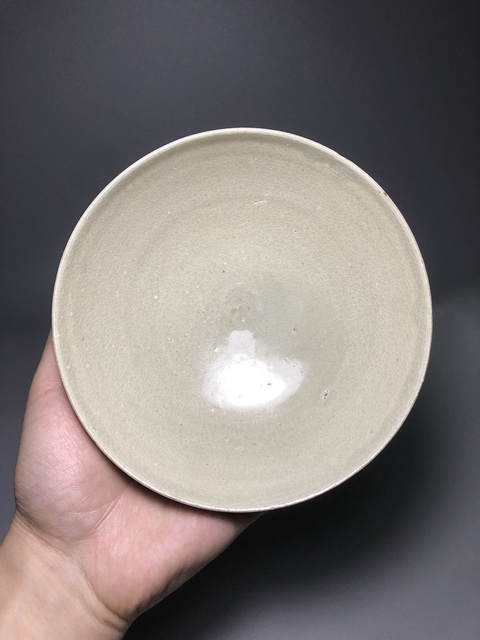 古玩陶瓷唇口圈足碗真品鑒賞圖