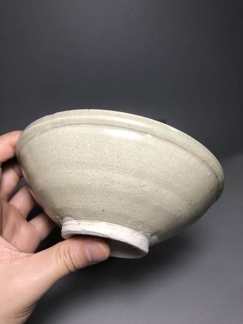 古玩陶瓷唇口圈足碗真品鑒賞圖