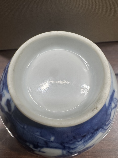 古玩陶瓷清乾隆 青花山水紋花口杯真品鑒賞圖