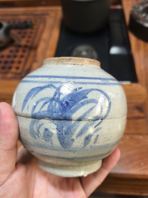 古玩陶瓷明晚·青花花卉紋小罐 真品鑒賞圖