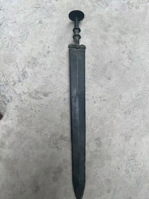 古玩銅器劍真品鑒賞圖