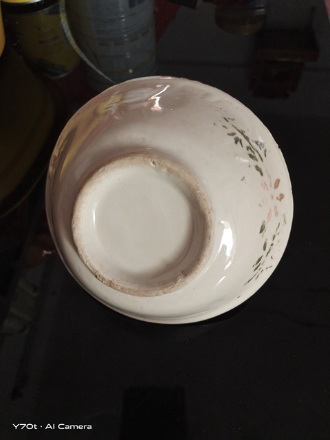 古玩陶瓷民國至解放初白釉碗真品鑒賞圖