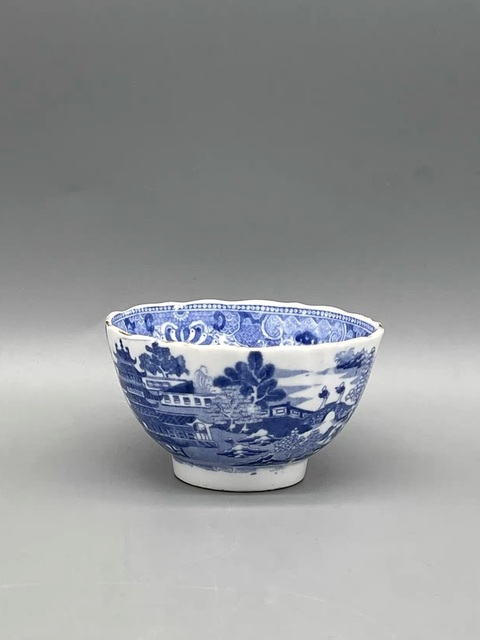 古玩陶瓷青花碗真品鑒賞圖