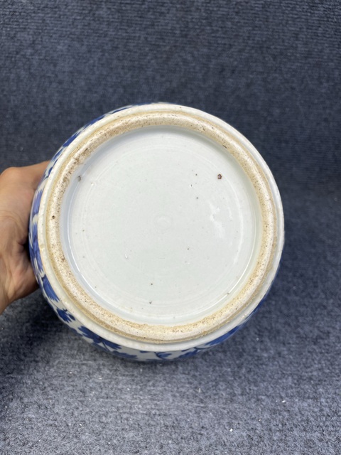 古玩陶瓷青花纏枝花卉紋缸拍賣，當前價格2388元