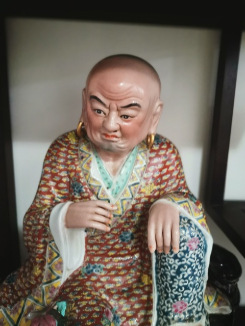 古玩陶瓷羅漢瓷塑真品鑒賞圖