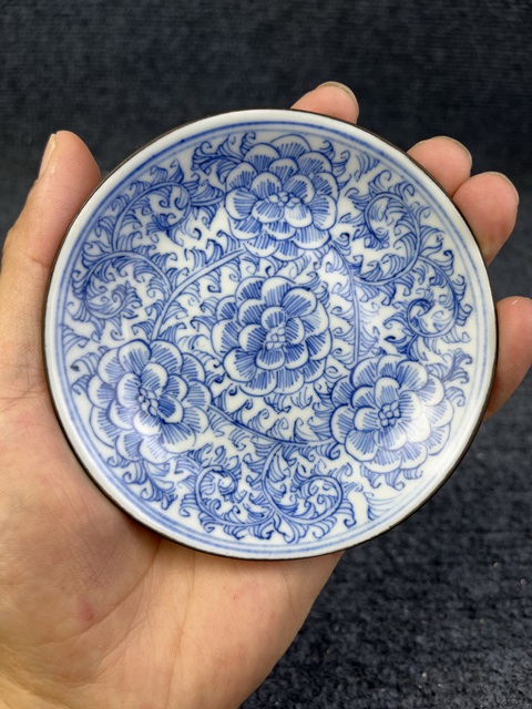 古玩陶瓷青花淡描纏枝花卉紋小盤拍賣,當前價格788元