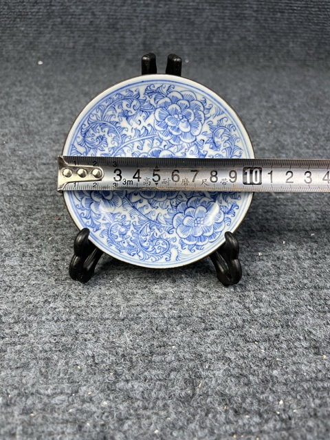 古玩陶瓷青花淡描纏枝花卉紋小盤拍賣,當前價格788元