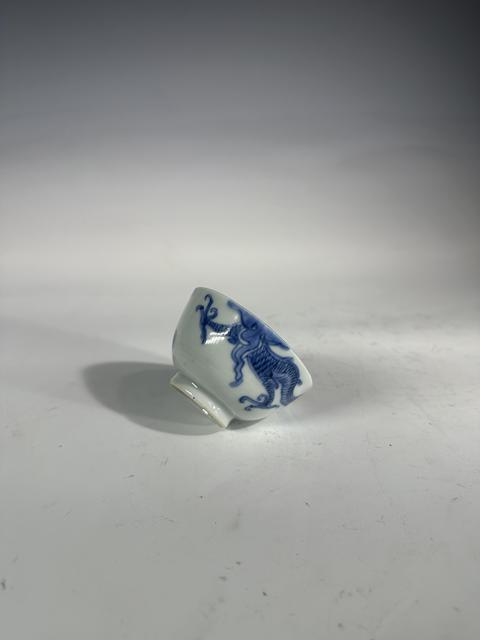 古玩陶瓷杯真品鑒賞圖