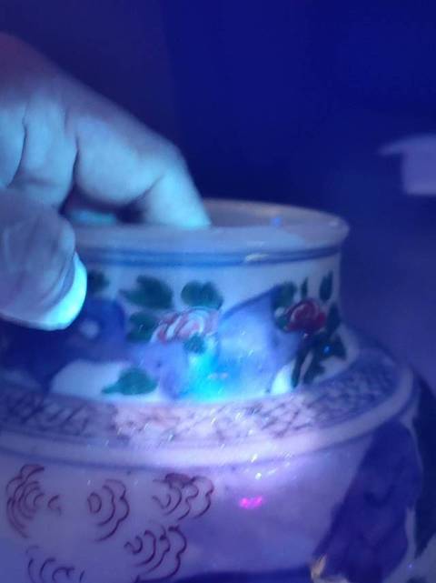 古玩陶瓷青花五彩罐真品鑒賞圖