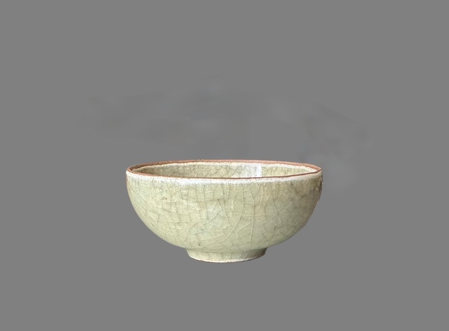 古玩陶瓷龍泉窯直口盞拍賣(mài),當(dāng)前價(jià)格5300元