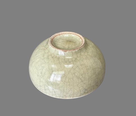 古玩陶瓷龍泉窯直口盞拍賣(mài),當(dāng)前價(jià)格5300元