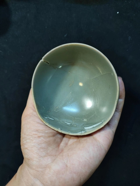 古玩陶瓷龍泉青瓷泡泡盞真品鑒賞圖