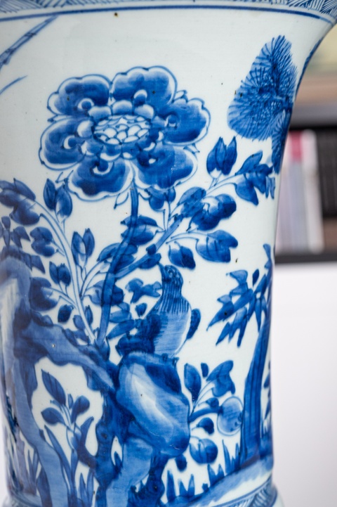 古玩陶瓷清康熙青花雉雞牡丹紋大花觚真品鑒賞圖