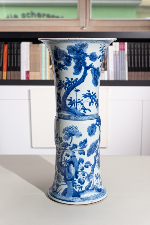 古玩陶瓷清康熙青花雉雞牡丹紋大花觚真品鑒賞圖