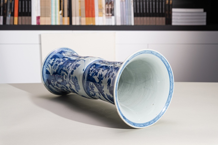 古玩陶瓷清康熙青花雉雞牡丹紋大花觚真品鑒賞圖