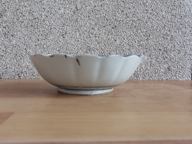 古玩陶瓷五彩花口碗真品鑒賞圖