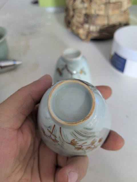 古玩陶瓷花卉紋杯真品鑒賞圖