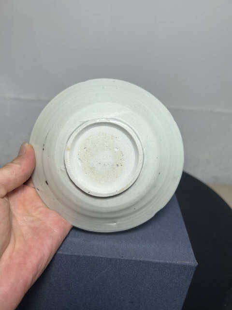 古玩陶瓷定窯白瓷葵口洗真品鑒賞圖