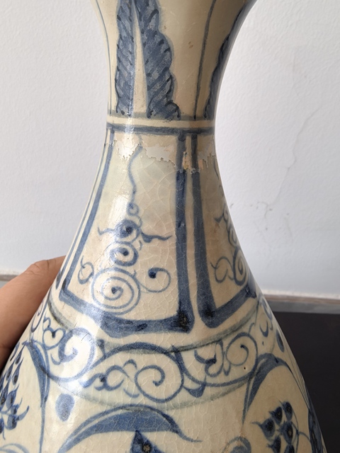 古玩陶瓷元青花荷蓮紋玉壺春瓶拍賣，當(dāng)前價(jià)格99999元