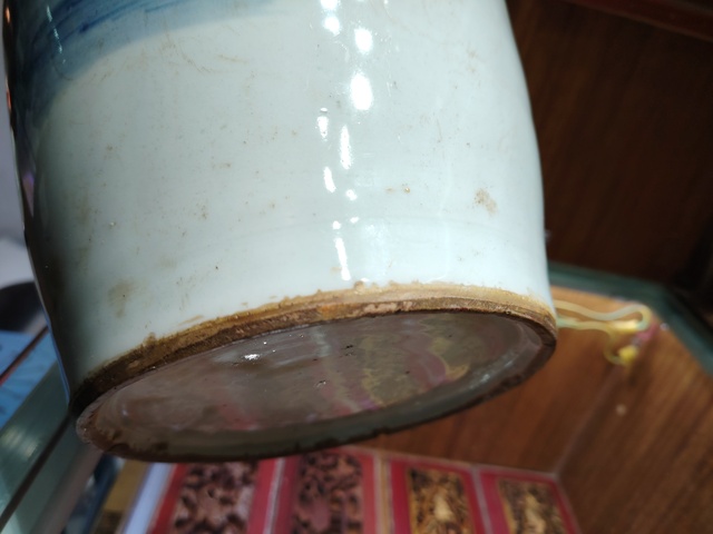 古玩陶瓷山水青花大瓶真品鑒賞圖