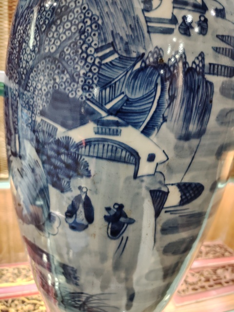 古玩陶瓷山水青花大瓶真品鑒賞圖
