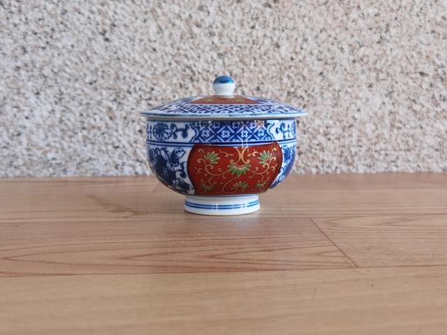 古玩陶瓷青花描金蓋杯拍賣，當前價格168元