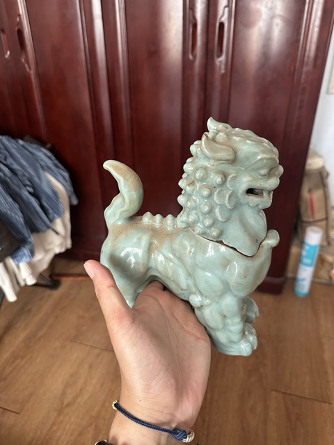 古玩陶瓷青釉獅子真品鑒賞圖