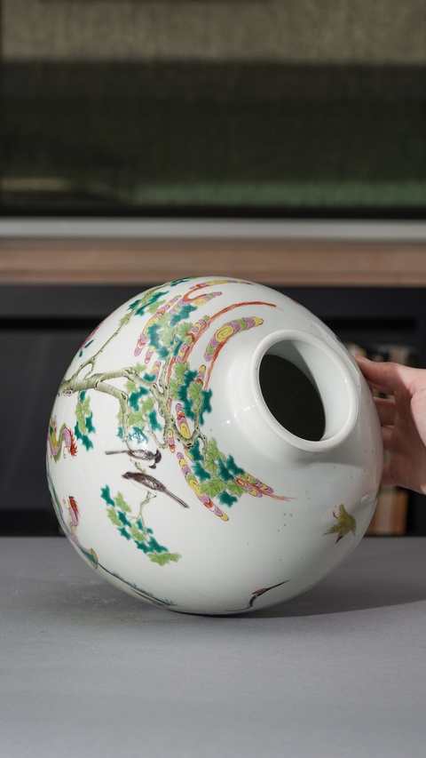古玩陶瓷粉彩五倫圖石榴尊真品鑒賞圖