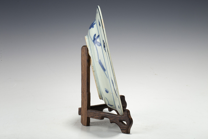 古玩陶瓷明晚·青花鳳紋盤(pán)真品鑒賞圖