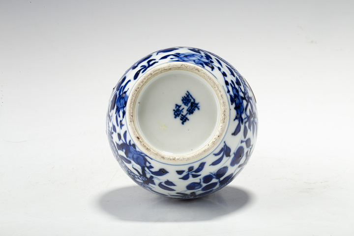 古玩陶瓷清晚·青花龍穿花紋葫蘆瓶真品鑒賞圖