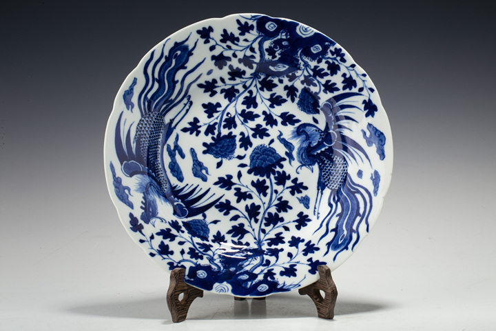 古玩陶瓷清晚·青花鳳凰牡丹紋花口盤真品鑒賞圖