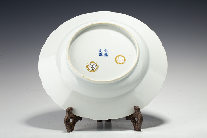 古玩陶瓷清晚·青花鳳凰牡丹紋花口盤真品鑒賞圖