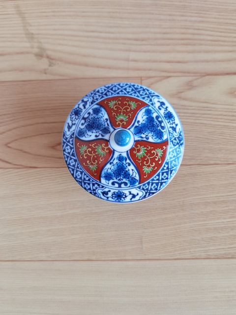 古玩陶瓷青花描金蓋杯拍賣，當前價格220元