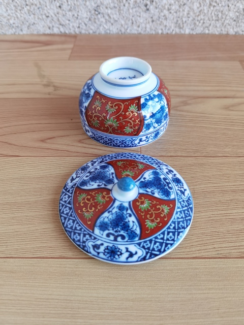 古玩陶瓷青花描金蓋杯拍賣，當前價格220元