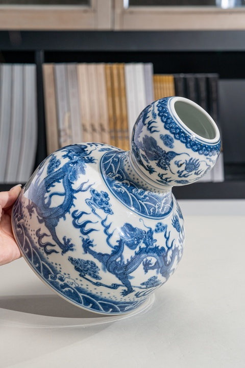 古玩陶瓷50年代左右青花海水龍紋尊真品鑒賞圖