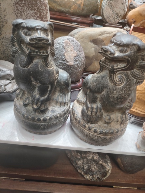 古玩陶瓷獅子真品鑒賞圖