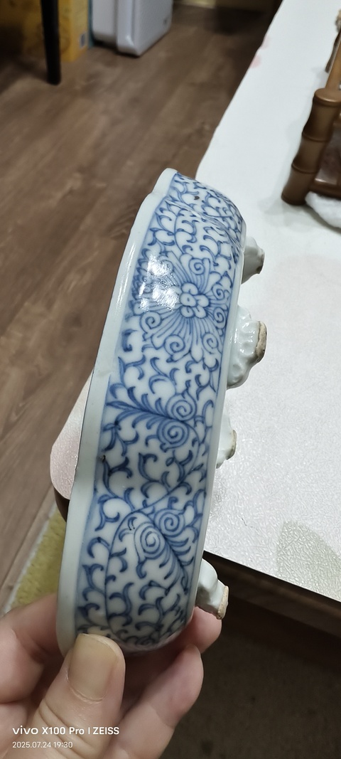 古玩陶瓷青花纏枝蓮水仙盤真品鑒賞圖